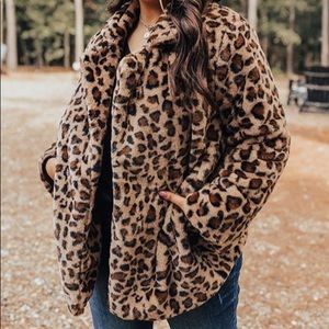 NWT Impressions Influencer Life Plush Leopard Coat Curves